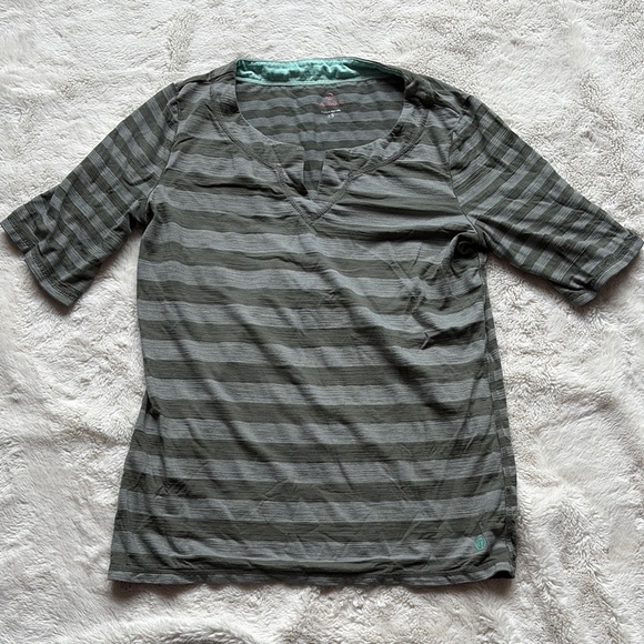 Talbots Striped Jersey Top – Size XS | V-Neck | Easy Fit | Everyday Essential | - Picture 1 of 4